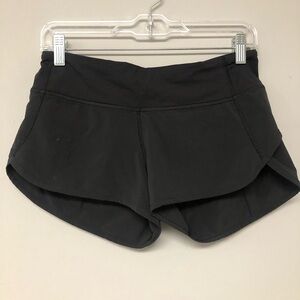 Lululemon Speed Up High-Rise Lined Short 2.5" size 4